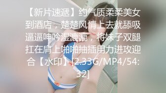 【小小白】推特极品身材，长腿大奶反差妹专业全裸抖音风裸舞紫薇，一对车大灯Q弹 (11)