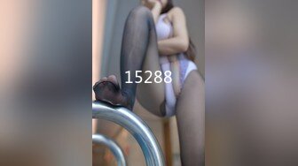 [MP4/835MB]深夜寂寞美女 主動上門求艹-甜甜-小哥哥，我來找妳啊，壹個人睡多無聊呀我來陪陪妳