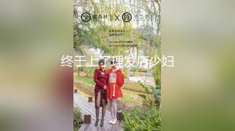 【新片速遞 】美艳少妇·宝妈· ❤️ 出轨理所当然，婴儿声还在旁边喊着要吃奶，母亲在口暴吃精！[11M/MP4/00:44]