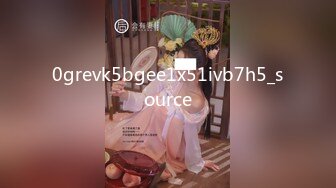 [MP4/ 812M] 新人00后嫩妹姐妹花！双女全裸一起秀！白虎一线天嫩，按摩器震动流出水